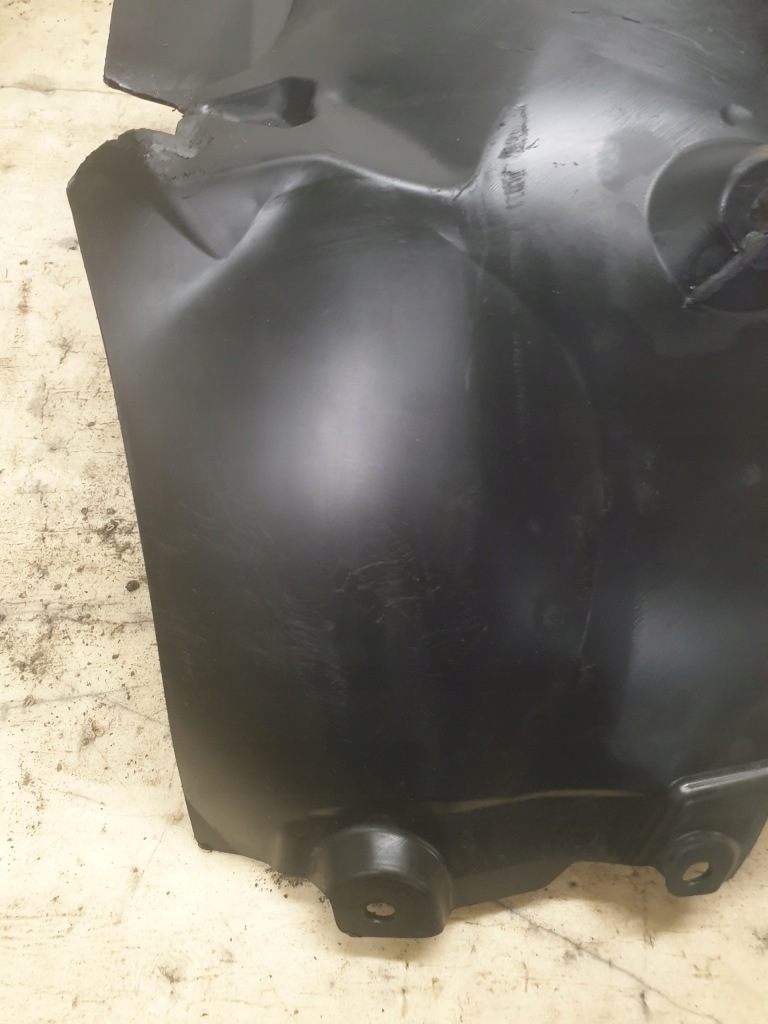 Левая подкрылок передние перед bmw m2 f87 8079567 Киев