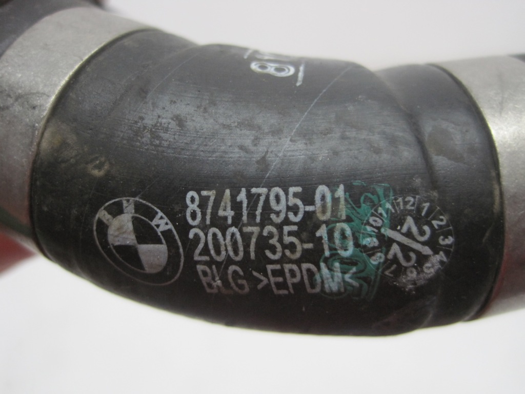 Труба пабтрубок  шланг mini f56 8741795 Оригинал