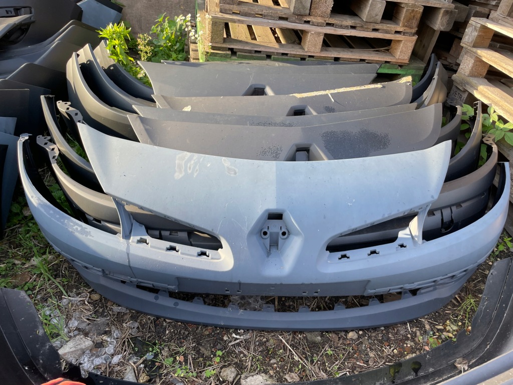 Купить Бампер перед clio iii 185 новый