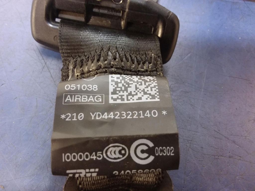 фото №4, Audi a8 d4 pas безпеки перед правий