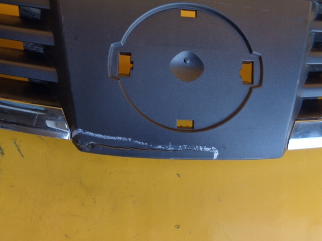 фото №10, Nissan tiida решітка радіатора решітка радіатора