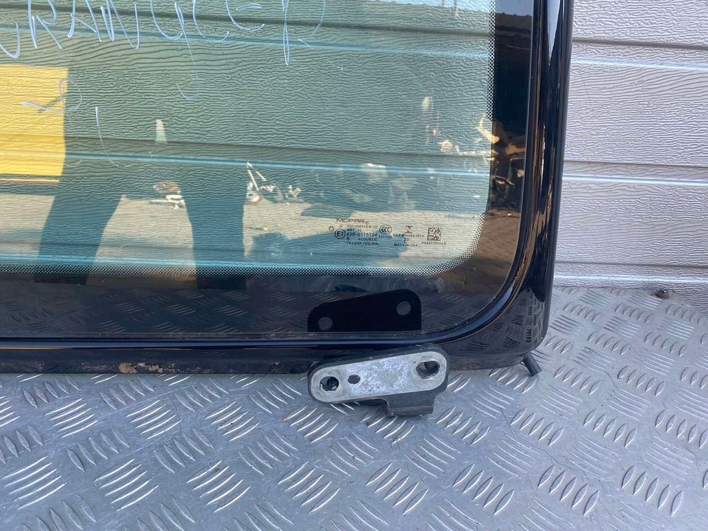 фото №7, Jeep wrangler jl стекло перед рама