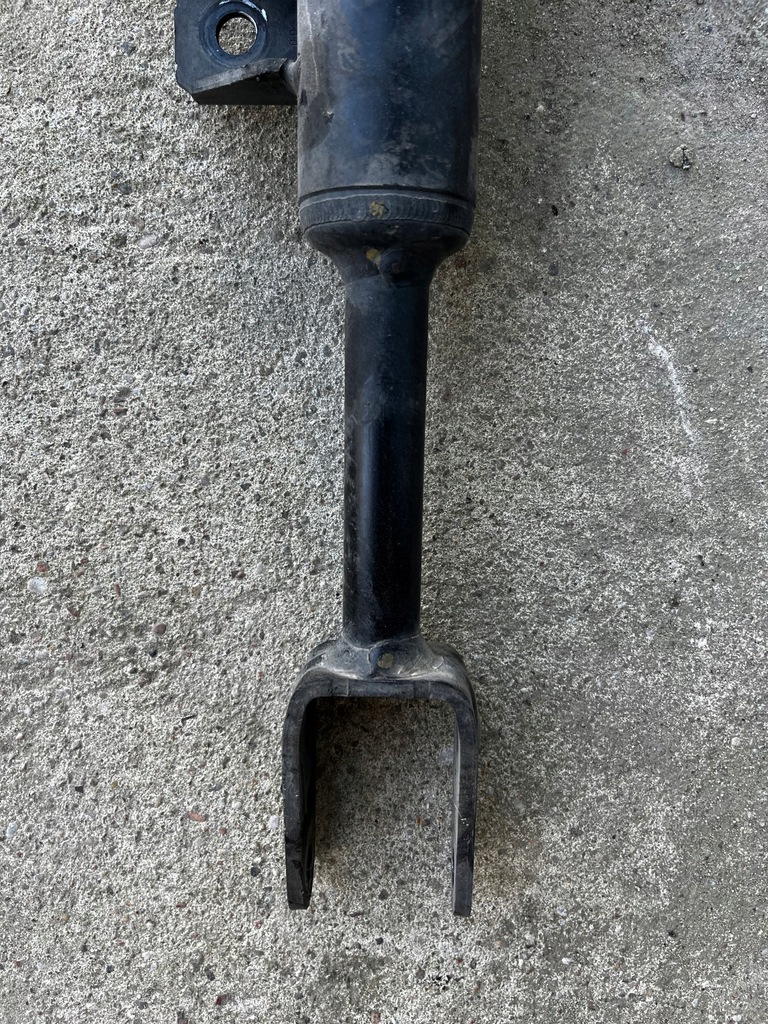 фото №11, Поворотний кулак лівий перед ліва передня giulia 00505397400 50544247 комплект rwd