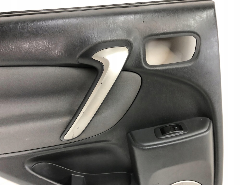 фото №4, Обивка обшивка дверь левый задняя toyota rav4 ii