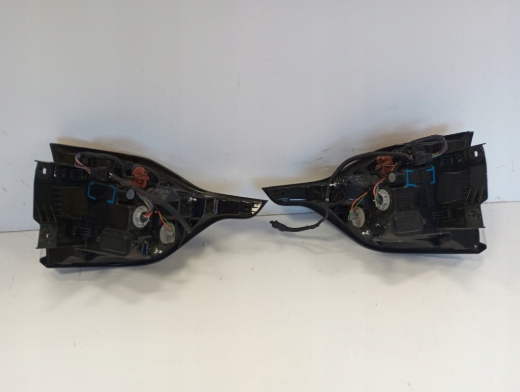 фото №7, Лампа лампы задняя kia sportage v 92401-r2000 92402-r2000