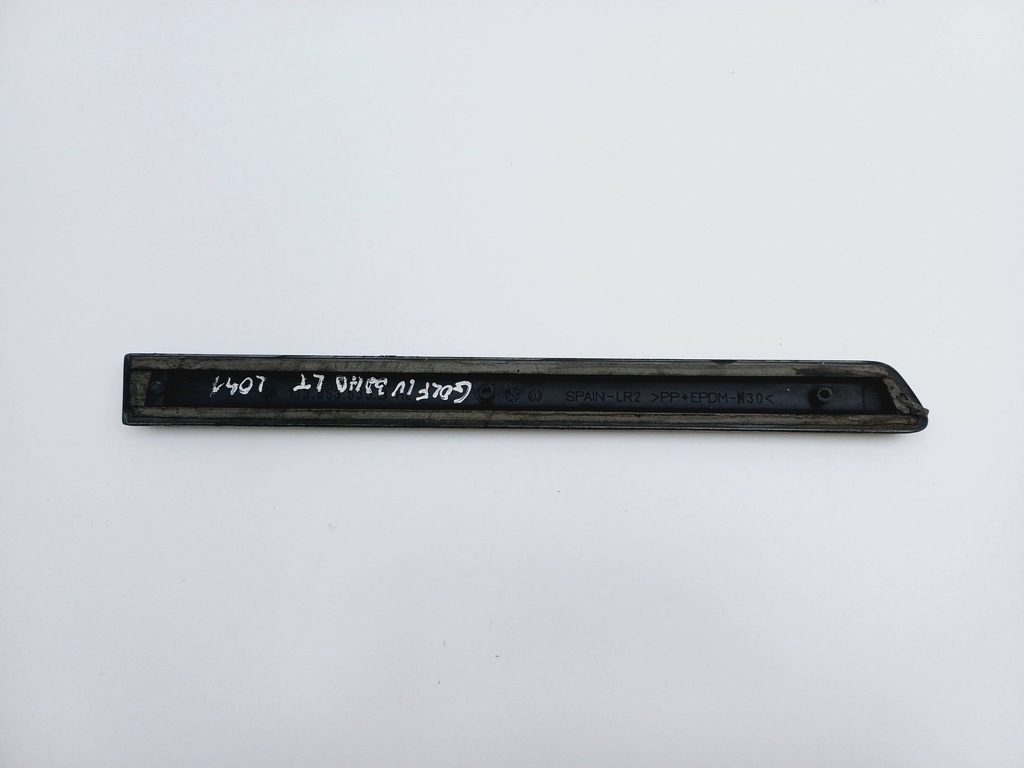 фото №6, Молдинг крыла левый задняя vw golf iv 3d hb lak.l041 1j3853535b nr270