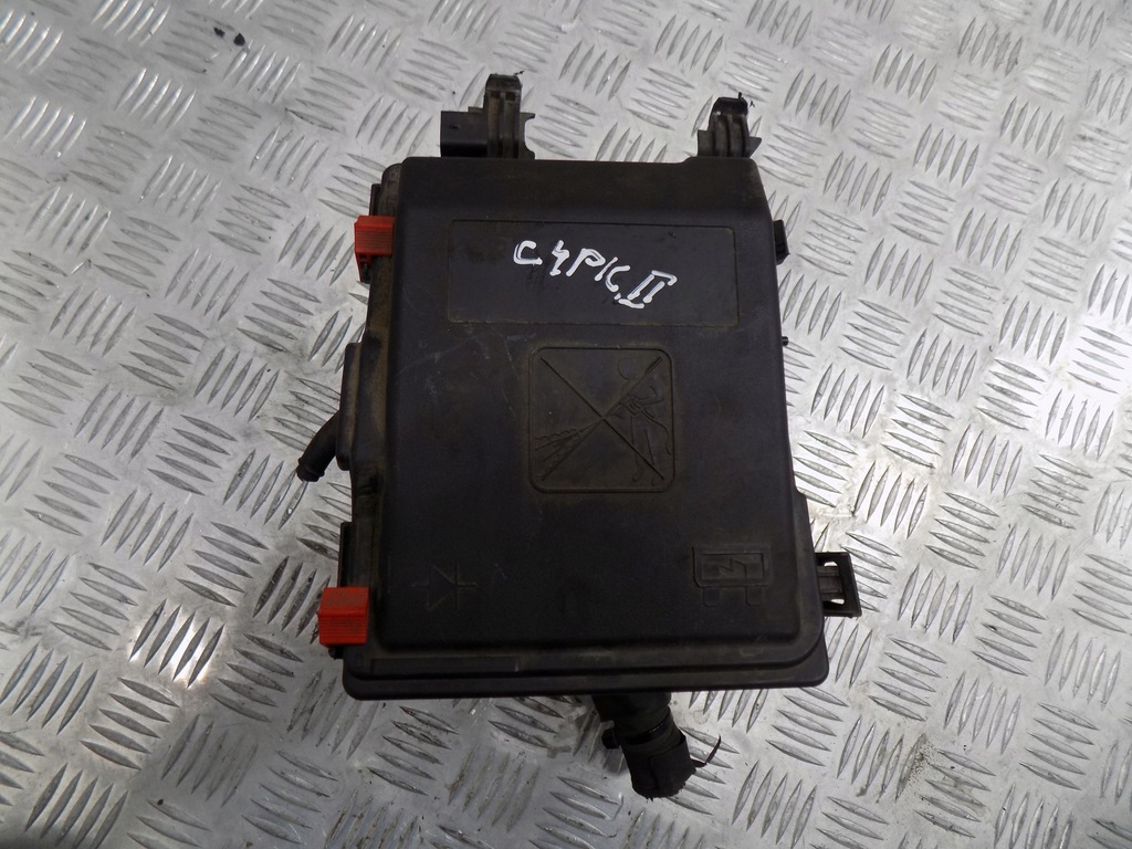 фото №1, Citroen c4 picasso ii корпус предохранителей