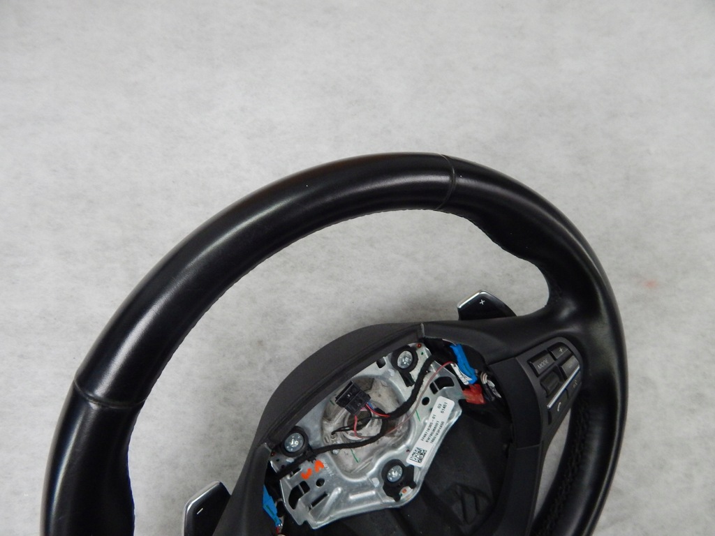 фото №8, Bmw x3 x4 f25 f26 - воздуховод лепестки переключения m-pakiet or