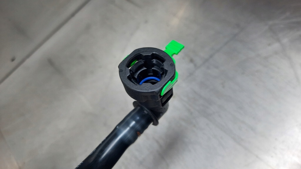 фото №6, Шланг масла коробки передач 31319342 volvo v40 ii 2.0d