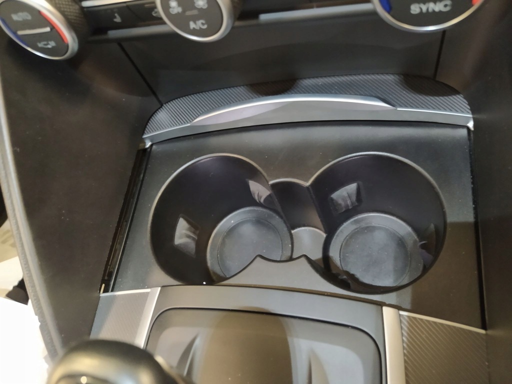 фото №6, Кронштейн na чашки alfa romeo giulia оригінальний номер 156112747