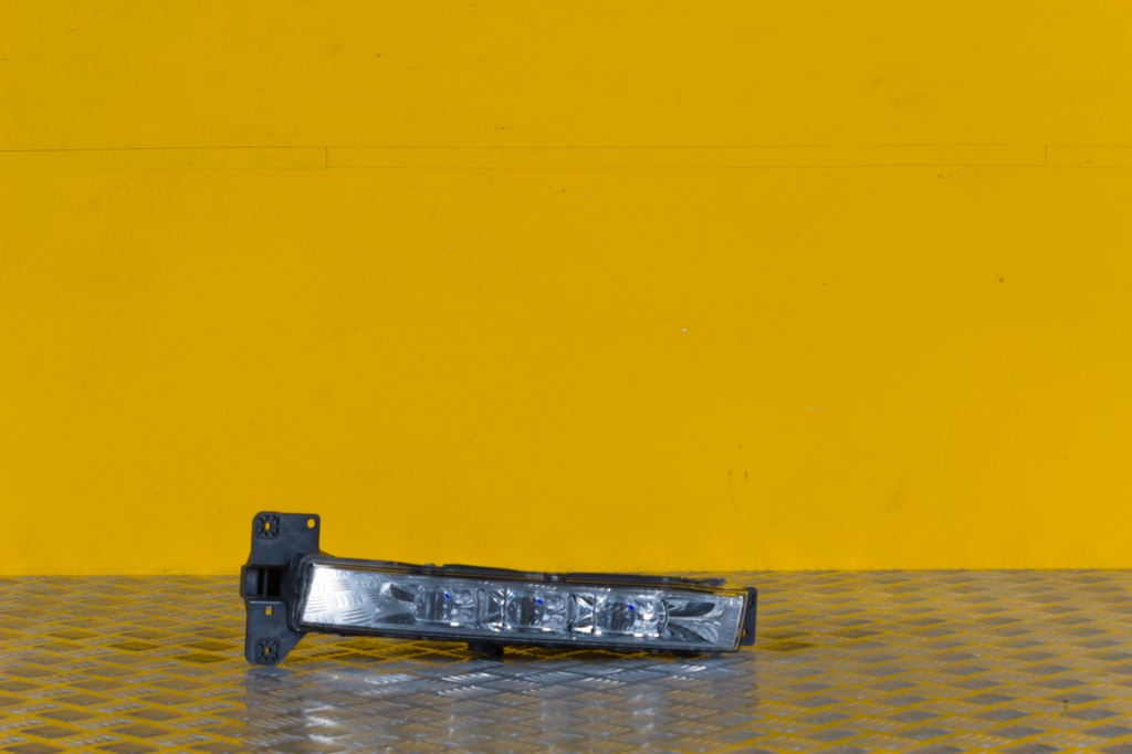 фото №1, Dodge charger 2015-2018 противотуманная фара лампа led drl r