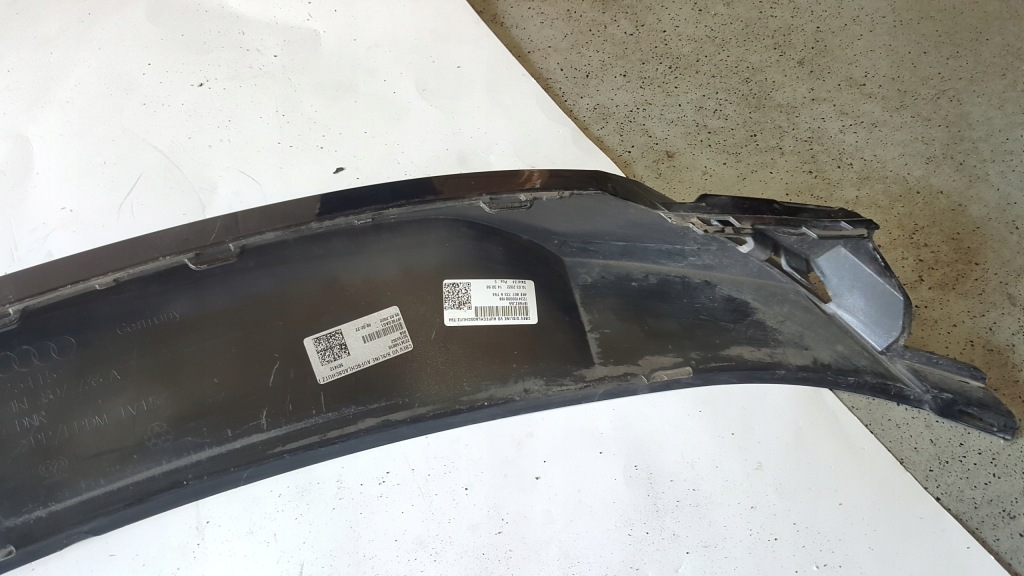 Накладка спойлер бампера передній audi e-tron 4ke807733a демонтаж Ціна