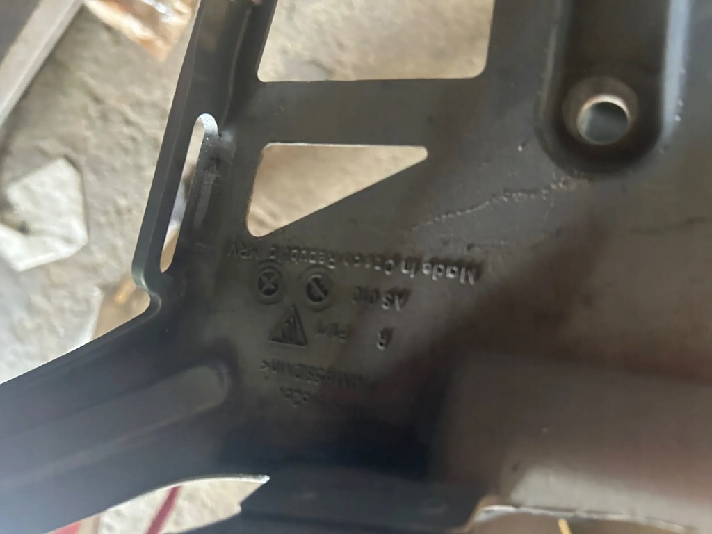 фото №8, Porsche taycan 9j1 2022 крила правий