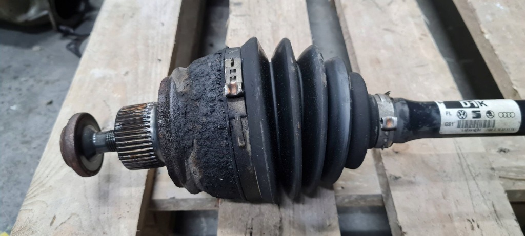 A6 c7 4g рестайлинг  приводной вал półośka левая правая 2.0 tdi 4h0407271k Киев