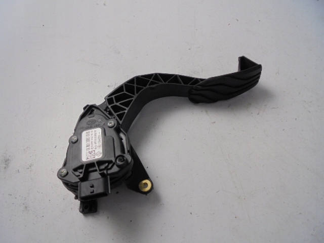 фото №2, Педаль газа renault clio v 1.6 e-tech 19-