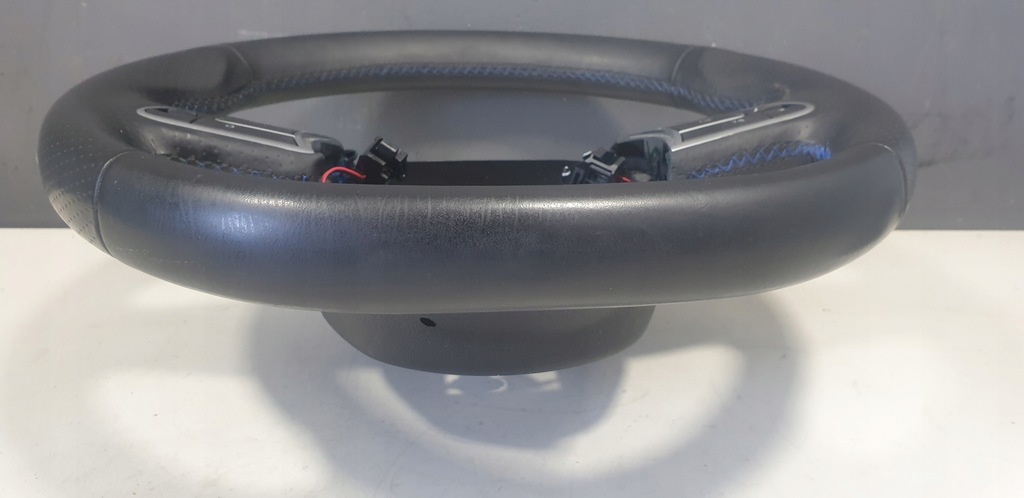 фото №11, Renault megane iv gt воздуховод кожаный чехол 484007263r