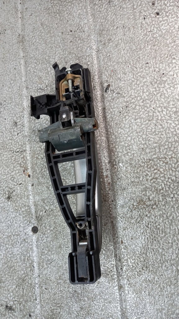 фото №3, Ручка дверь правый задняя ford c-max mk1
