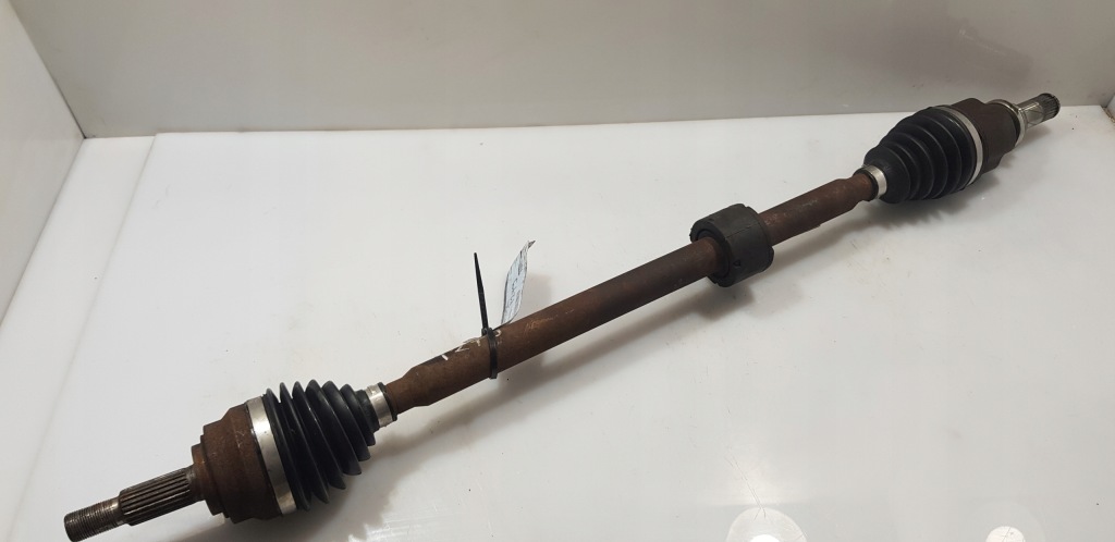 Купить Dacia sandero 3 1.0 tce 21r- приводной вал правый  #p279