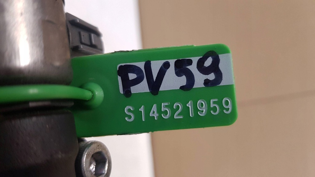 Насос впрыскная 31432135 volvo s60 ii v60 ii v40 ii 2.0d d2 d3 d4 d4204t8 Недорого