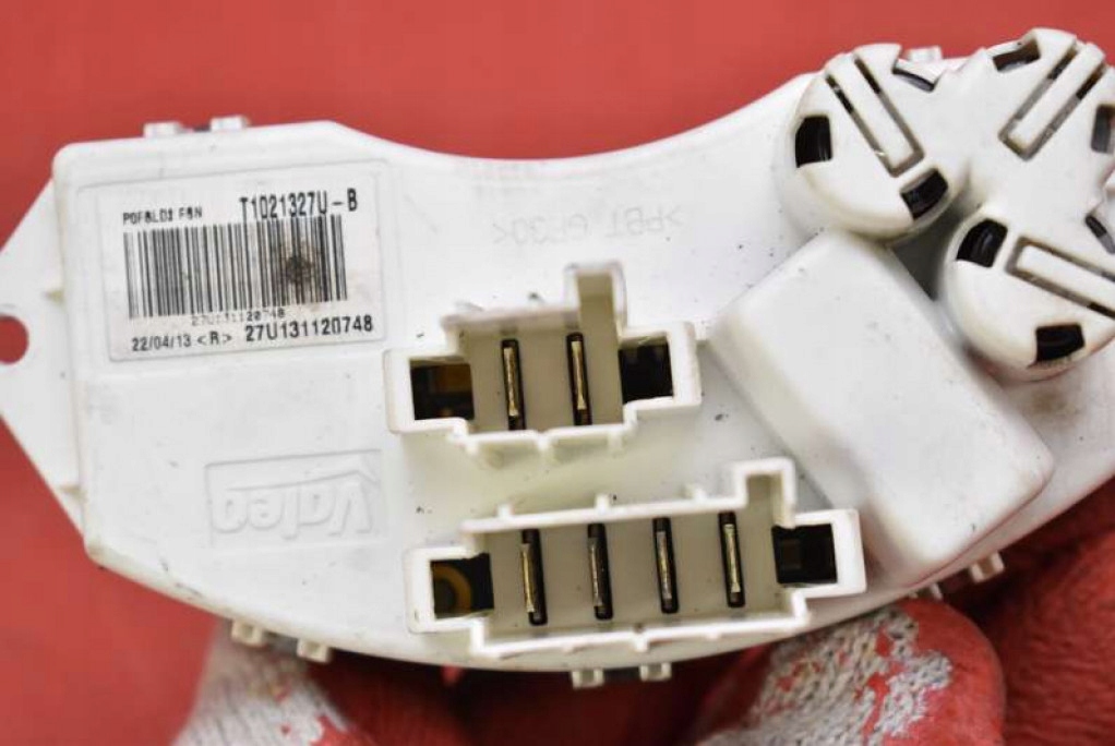 Резистор обдув резистор резистор t1021327u-b bmw x1 e84 12-15 Зі Шроту