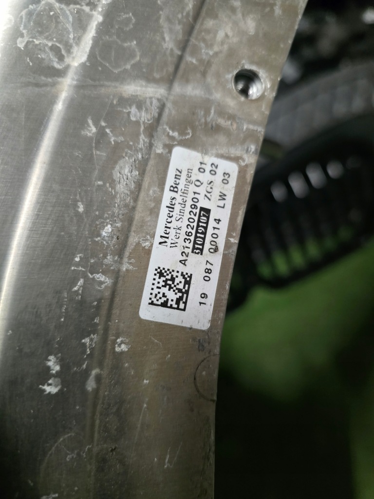 Купити Ремінь балка перед mercedes e-klasa w213 6.3 amg