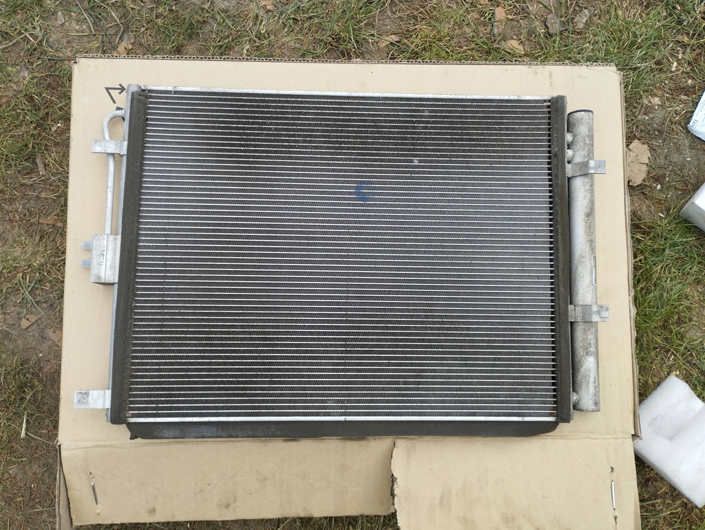 фото №1, Kia ceed ii радиатор кондиционера оригинал
