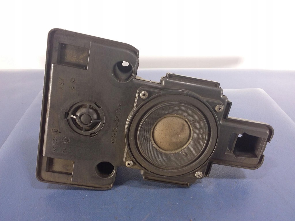 фото №1, Audi a8 d4 динамик полка задний bang olufsen