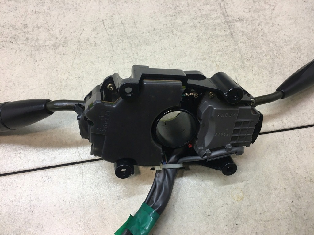 фото №7, Переключатель комбинированный carina e iv t19