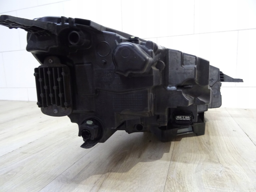 Фара левая ford kuga mk3 full led lv4b-13e017-al Цена