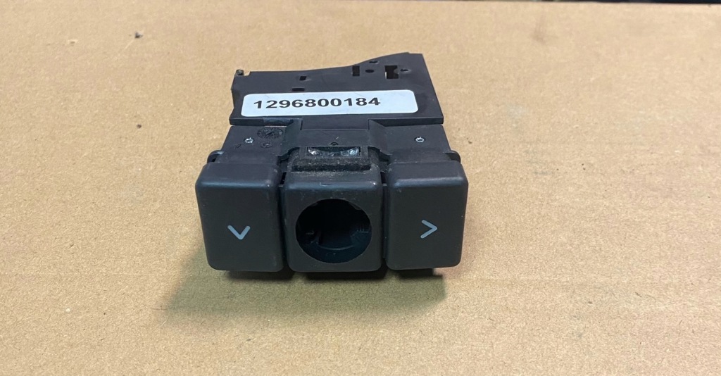 Купить Панель замок mercedes w129