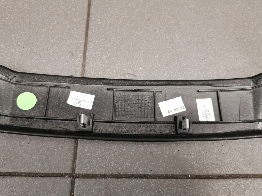 фото №8, Накладка спинка сидіння audi a8 d3 4e0881970