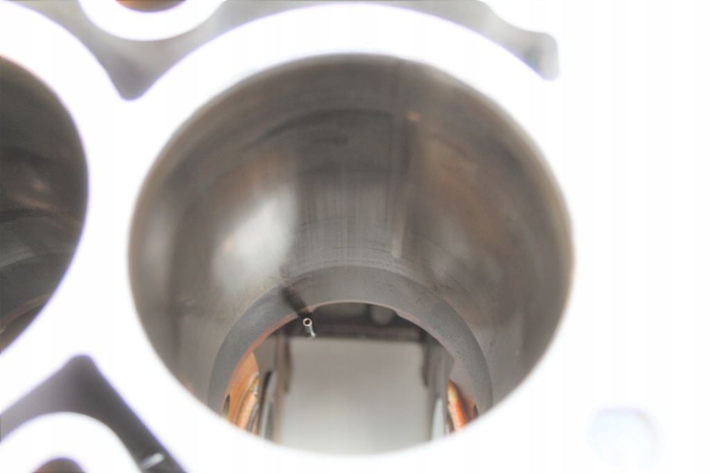 фото №7, Блок двигуна bmw e90 e91 e81 e82 2.0b n43b20a