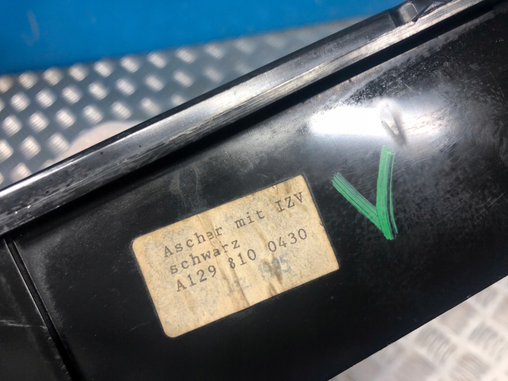 Купити Mercedes sl r129 бардачок тунель шторка попільничка a1298100430