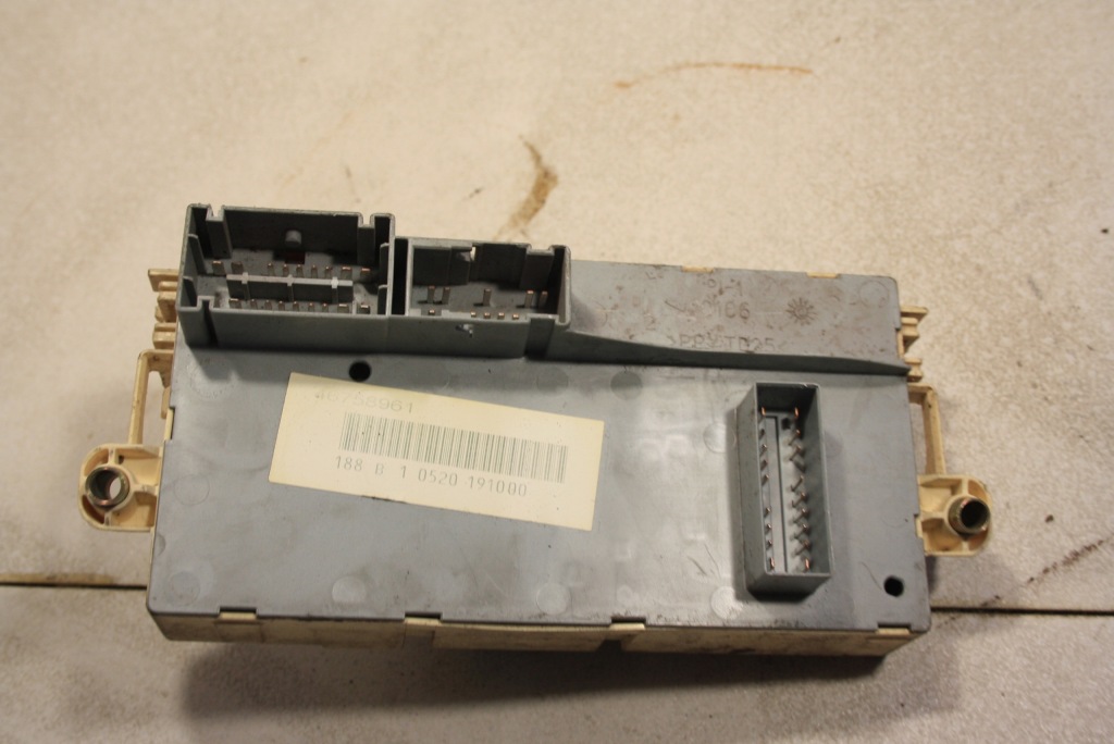 фото №1, Fiat punto ii коробка запобіжників