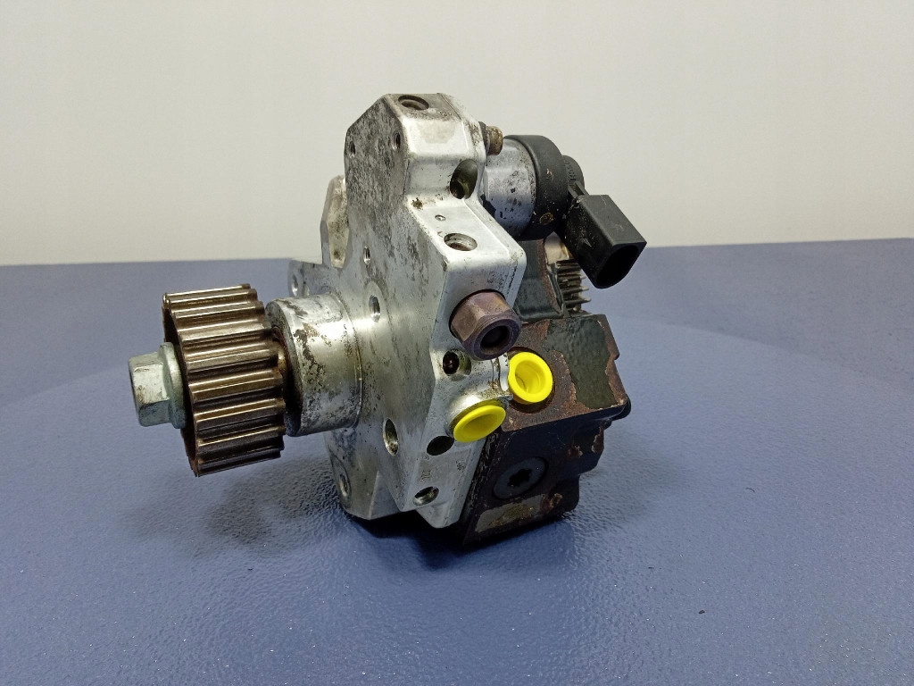 Audi a6 c6 3.0 tdi 225km bmk насос впрыскная в Украине