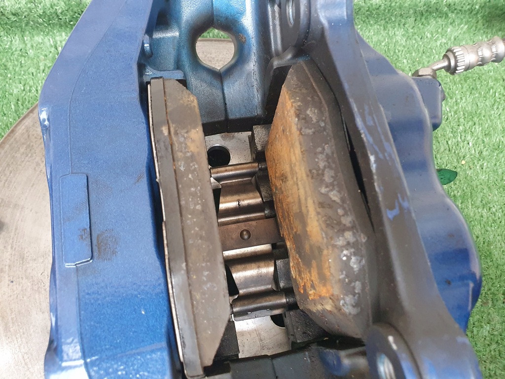 фото №10, Супорти гальмівні диски гальмівні колодки bmw 3 g20 g21 z4 g29 m p