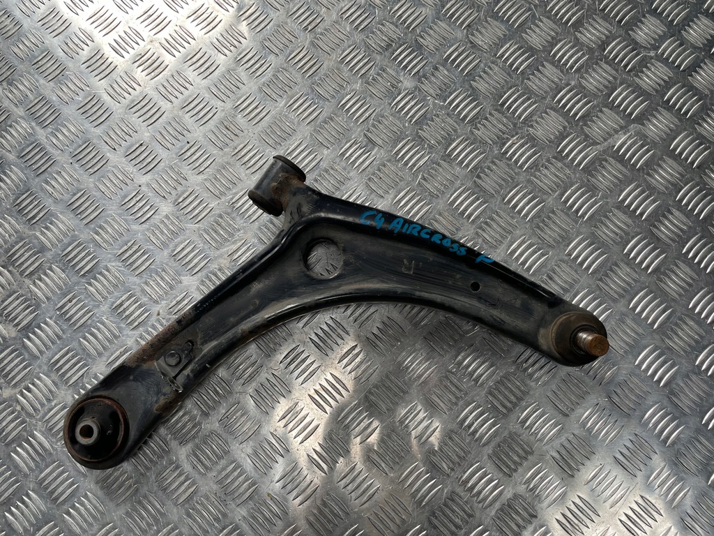 фото №1, Citroen c4 aircross рычаг передний правый