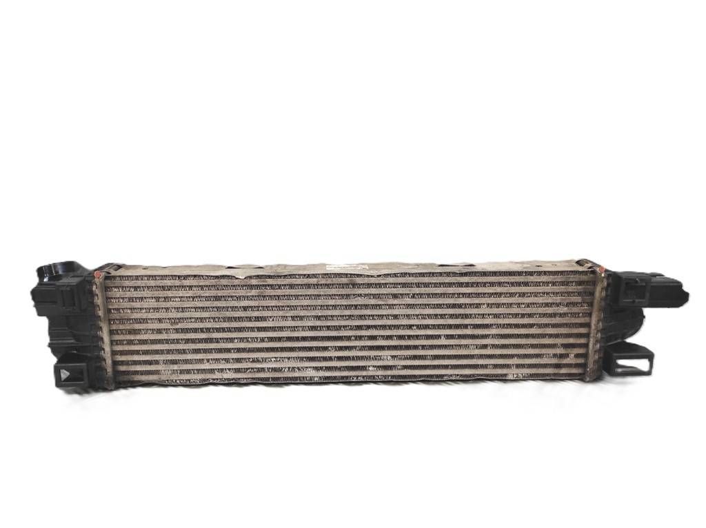 Купить Tarfic vivaro 1.6dci интеркулер