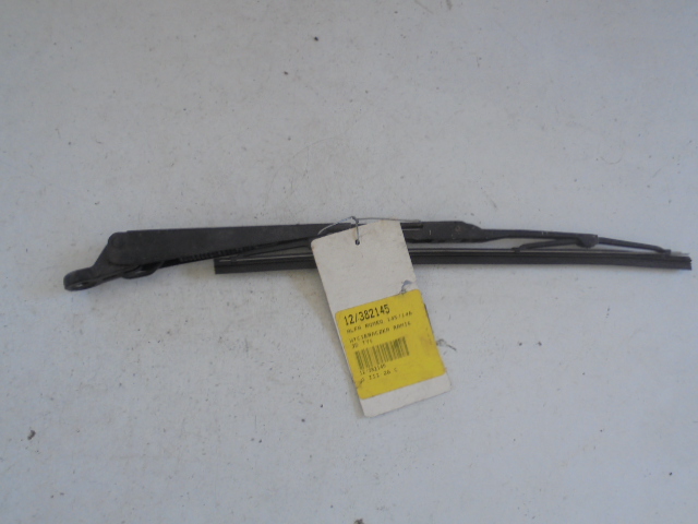 Купити Alfa romeo 145 важіль двірники задній 930a 3d 145