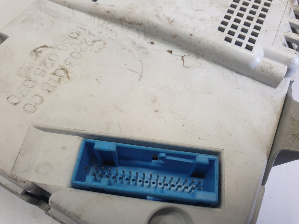 Купить Vw lupo счетчик приборы 1036049011 eu