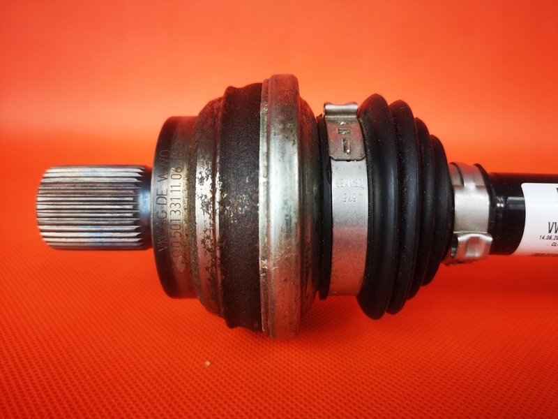 фото №6, Audi оригінальний номер 5q0501204c привідний вал задня шарніри