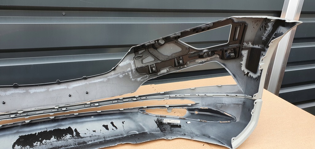 фото №10, Skoda оригинальный номер 57a807221 бампер передний