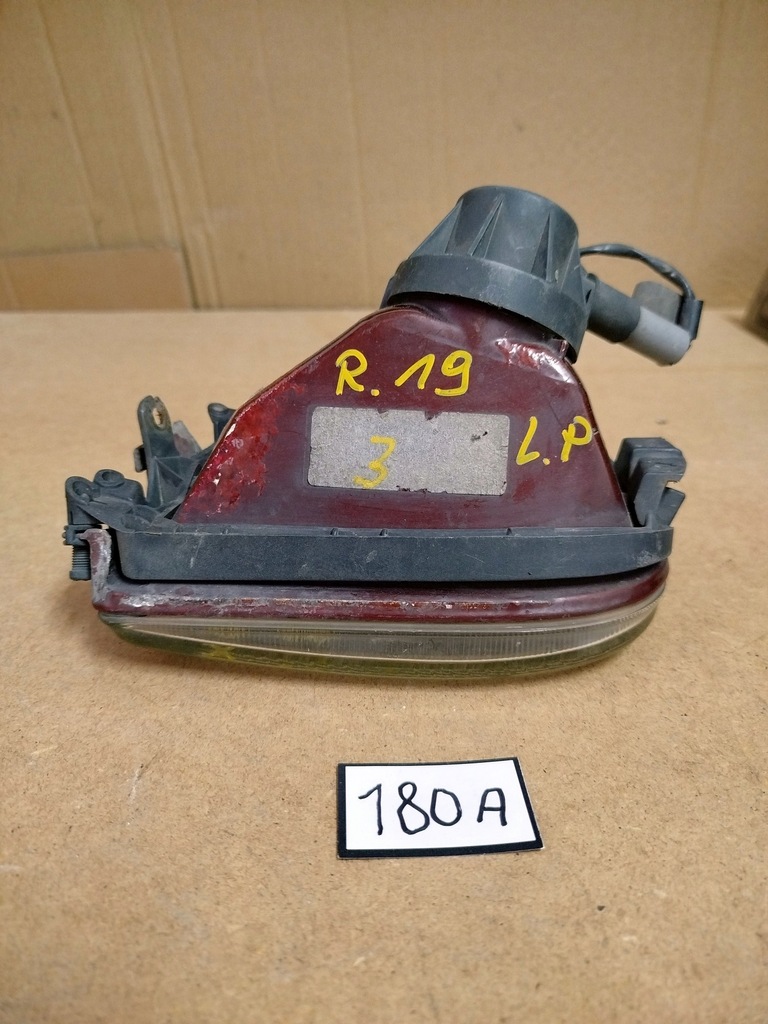 фото №1, Renault 19 протитуманна фара протитуманні перед ліва +штекер оригінал