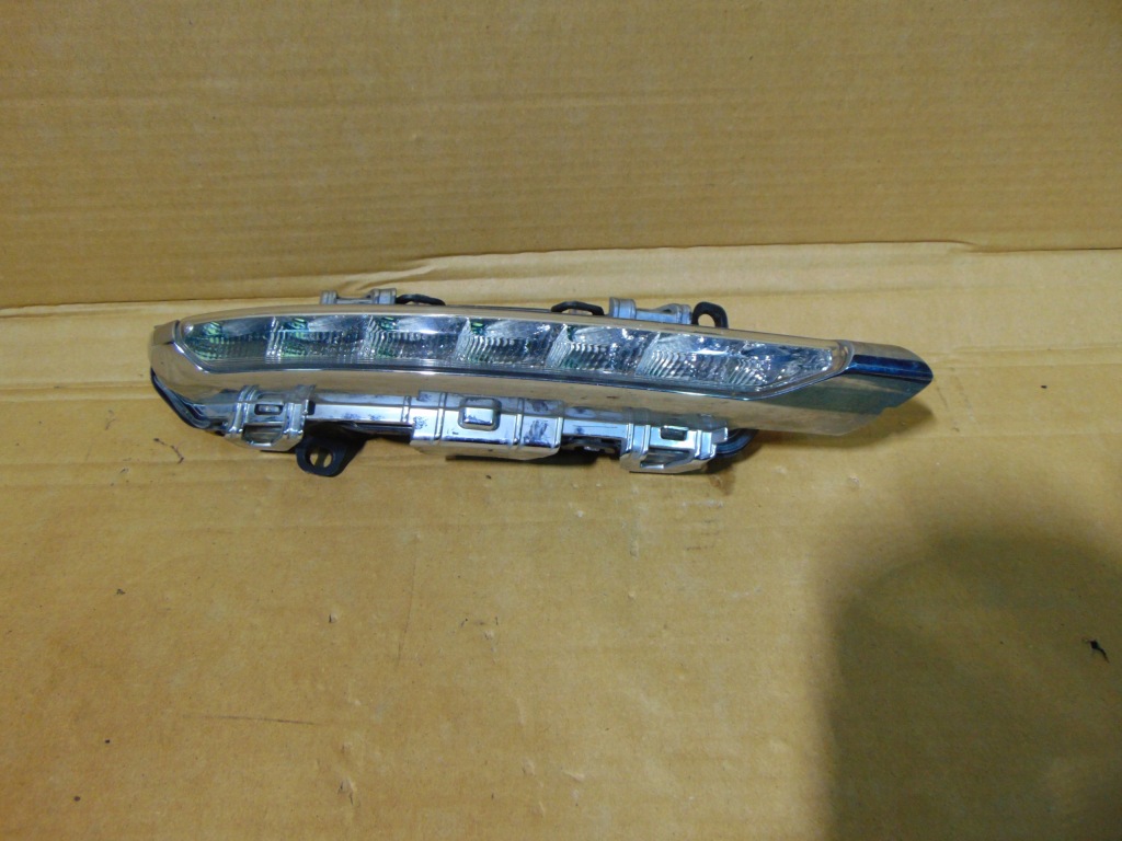 Купити Led лівий фара mercedes s w221 w204 glk r w251 cls w218 a2218201756