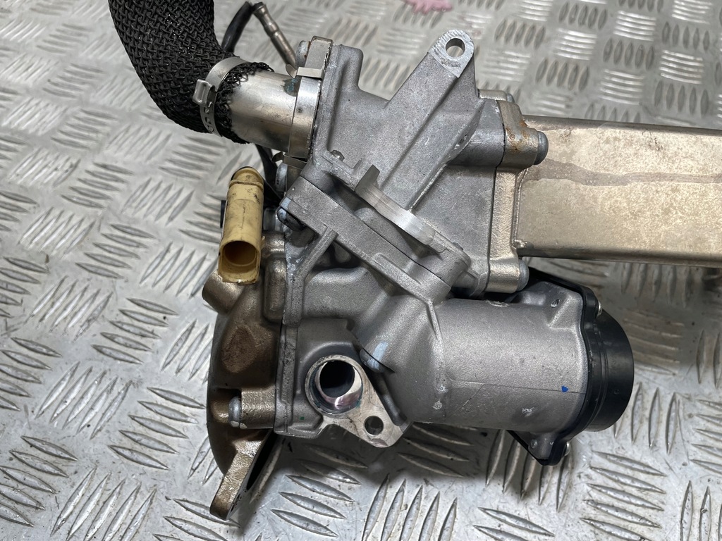 фото №8, Радиатор выхлопных газов egr audi a4 a5 a6 c8 q5 sq5 3.0tdi 349km 059131511df