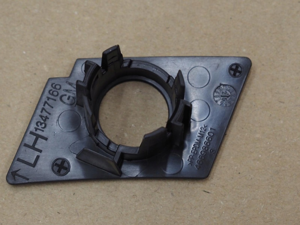 Кронштейн корзина датчика pdc opel crossland 13477166 с Разборки