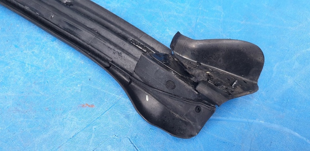 фото №8, Прокладка крыша chevrolet corvette c6 targa 15881010