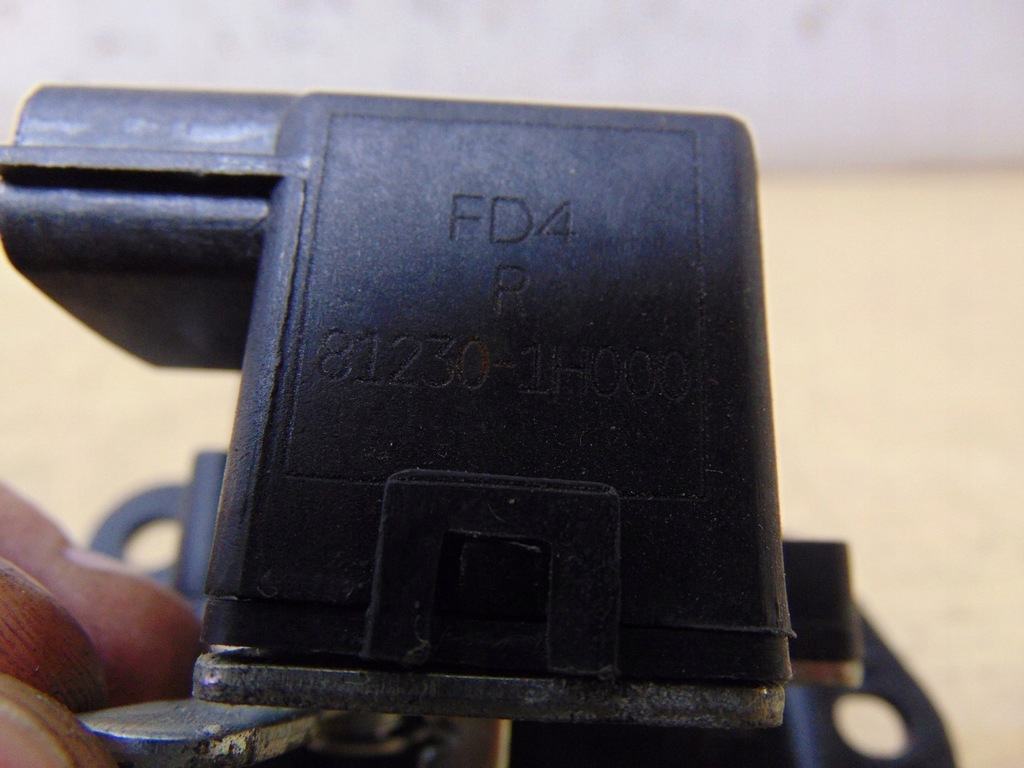 фото №11, Замок кришки багажника kia venga 2009- 81230-1h000