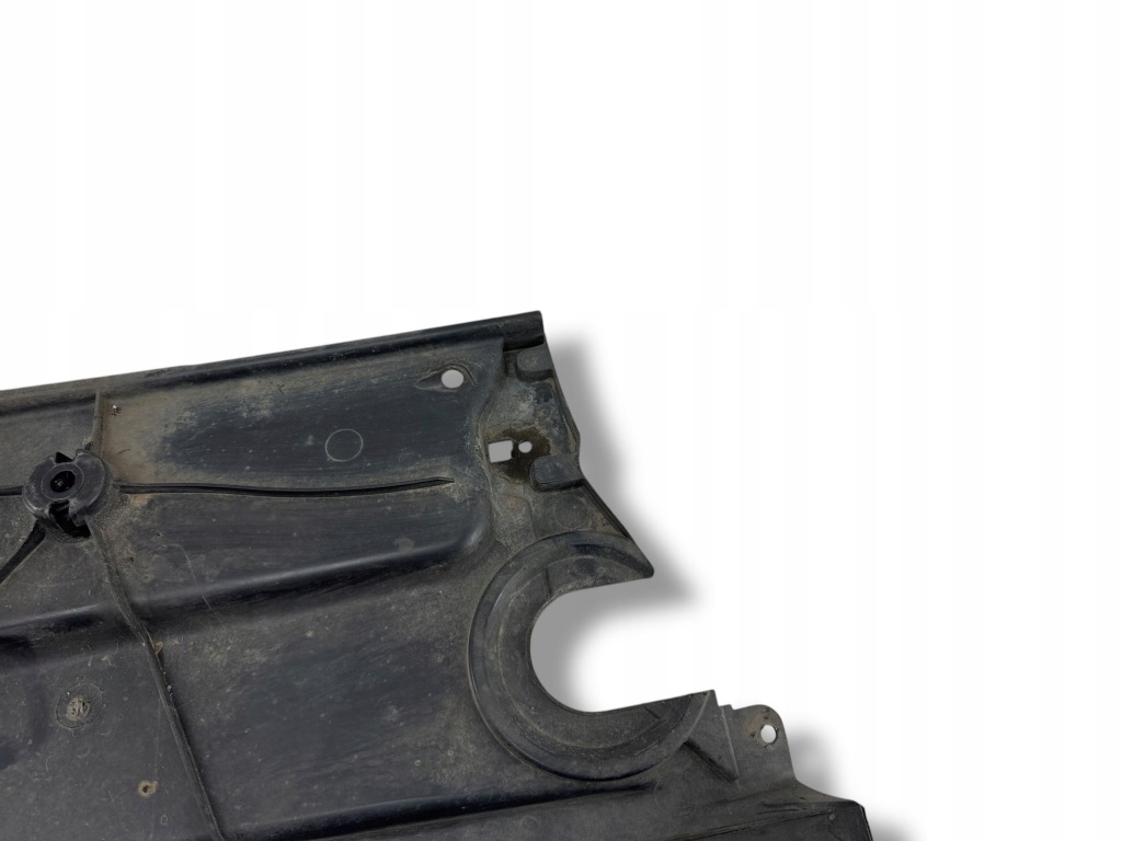 Audi q2 - 2022 левая сторона накладка боковое  подвеска Доставка