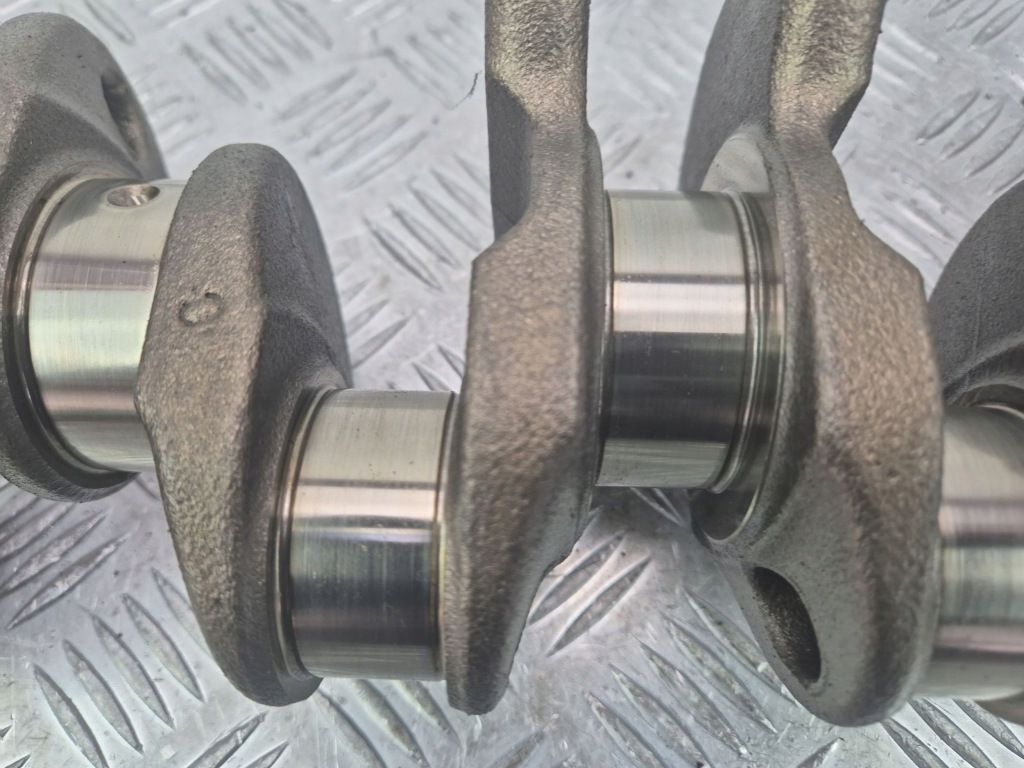 Wał колінчастий mercedes a160 w176 r2700001 m270 Зі Шроту